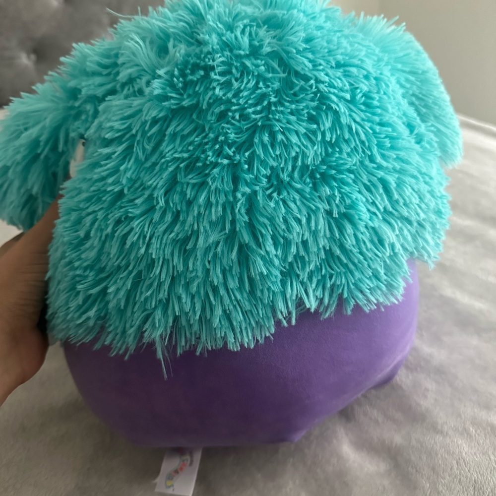 Buna Bigfoot Squishmallow RARE - Picture 5 of 5
